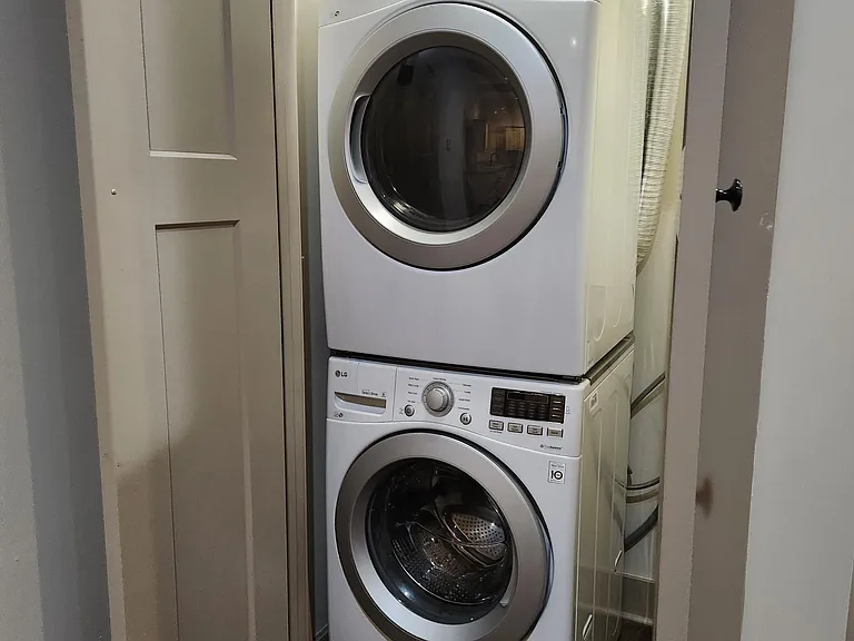 Stackable Frontload Whirlpool Washer and Dryer