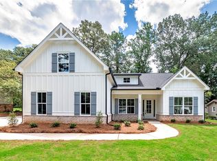 1329 Davis St, Sugar Hill, GA 30518