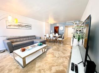 Decoplage, Miami Beach, FL 33139