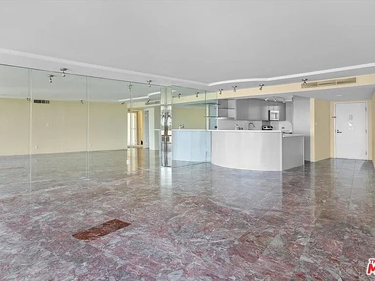 4265 Marina City Dr #101 — Photo 6