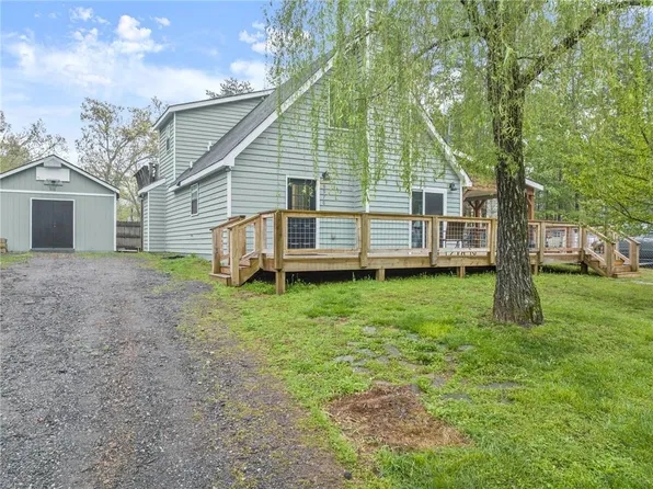 6970 Crystal Cove Trl, Gainesville, GA 30506