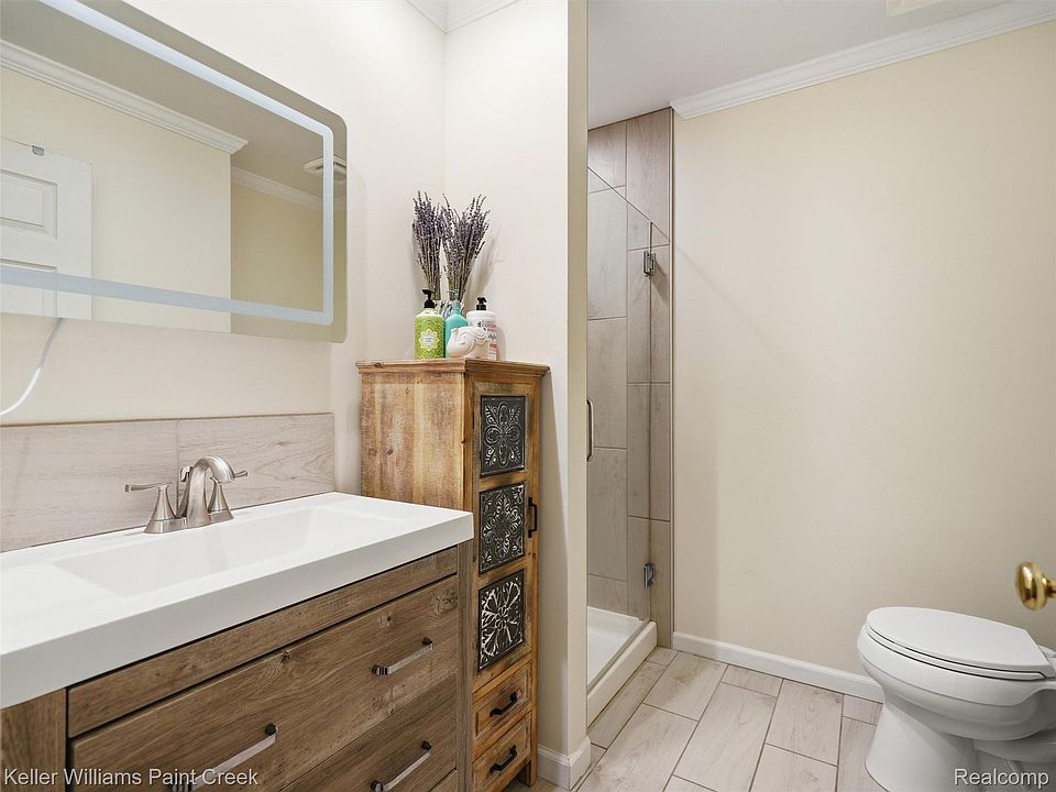 1310 Bay Hl #15, photo 13