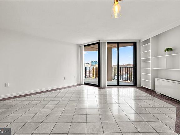 5th image of 4242 E West Hwy APT 809