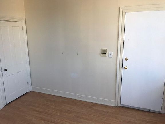 2nd image of 719 N 2nd St APT 5