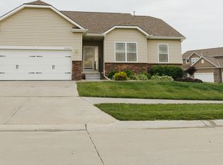 12960 S 51st St, Papillion, NE 68133