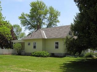 835 S Golf Course Rd, Forest City, IA 50436