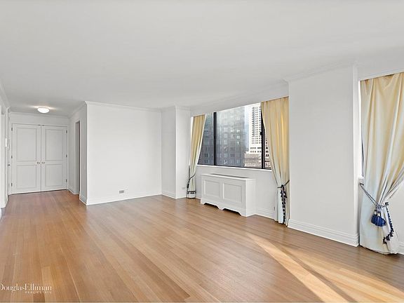 2nd image of 45 W 67th St APT 12H