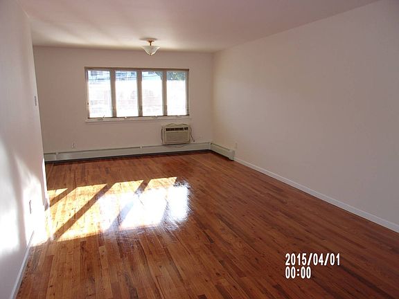 3rd image of 149-00 83rd St