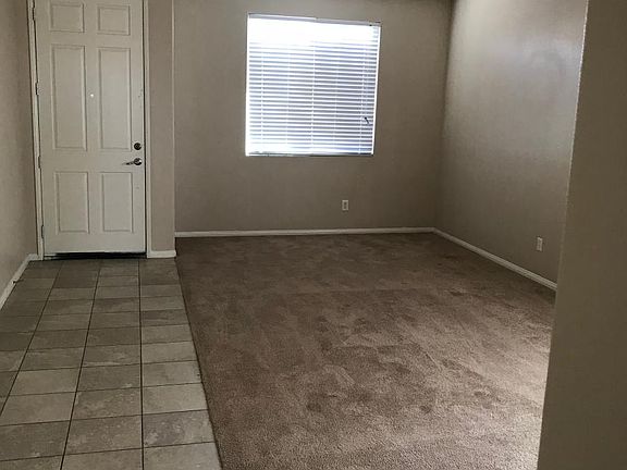 3rd image of 16728 Desert Lily St