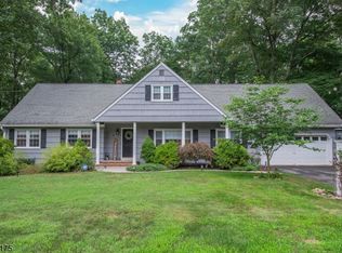 12 Forrest Rd, Randolph, NJ 07869