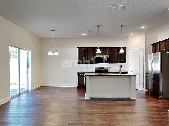 5th image of 719 Zarabrooke Ct