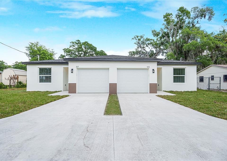 1st image of 525 Pine Ln #526
