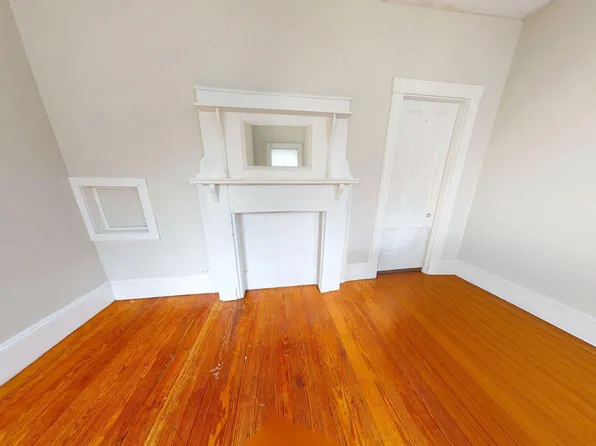 9 Durham St #2, Somerville, MA 02143