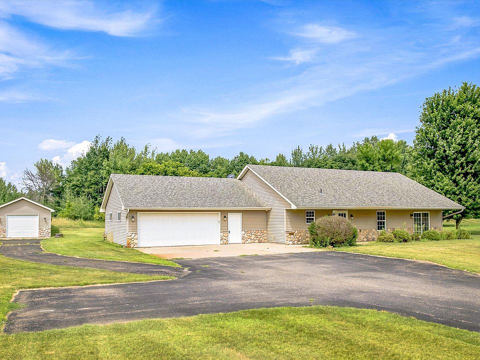 1st image of 2507 320th Ln NE