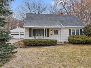 1014 Suydam St, Green Bay, WI 54301