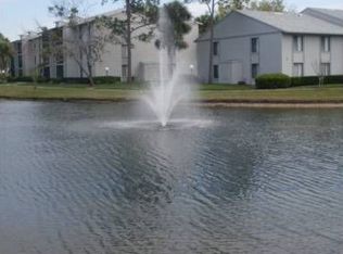 934 Pine Ridge Cir, Sanford, FL 32773