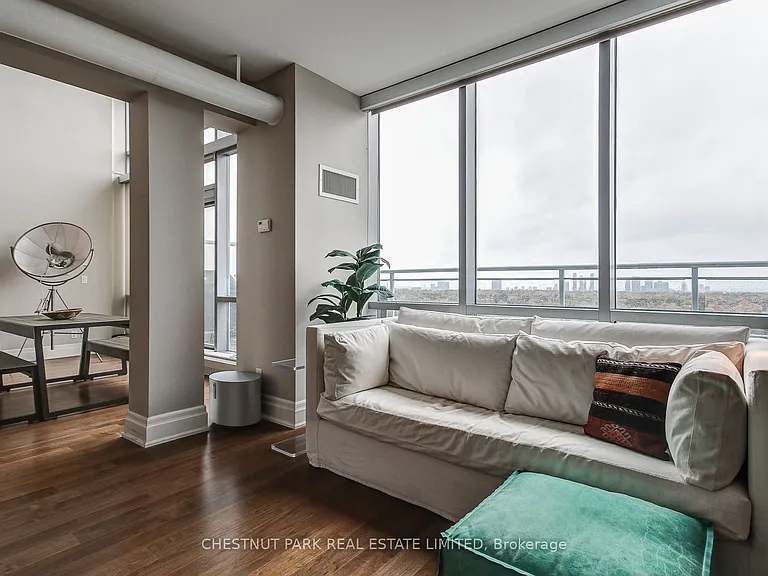 2 Fieldway Rd #Penthouse 05 — Photo 14