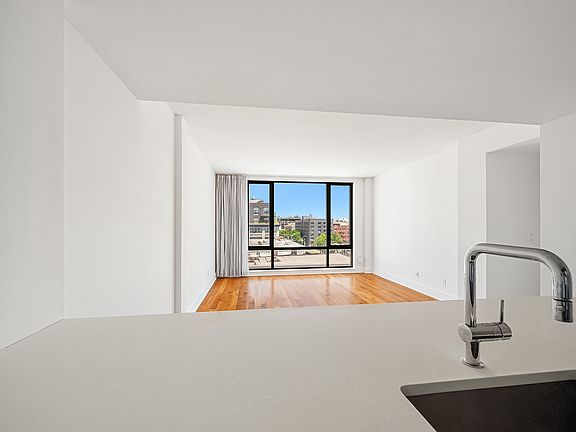 3rd image of 4728 11th St #5C