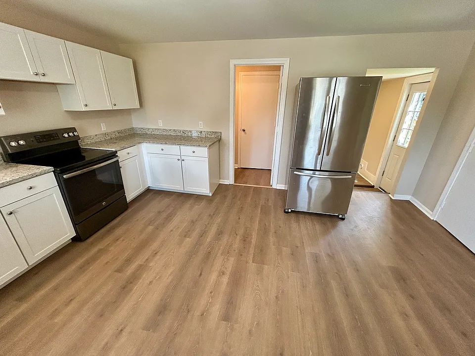 358 Main St #1