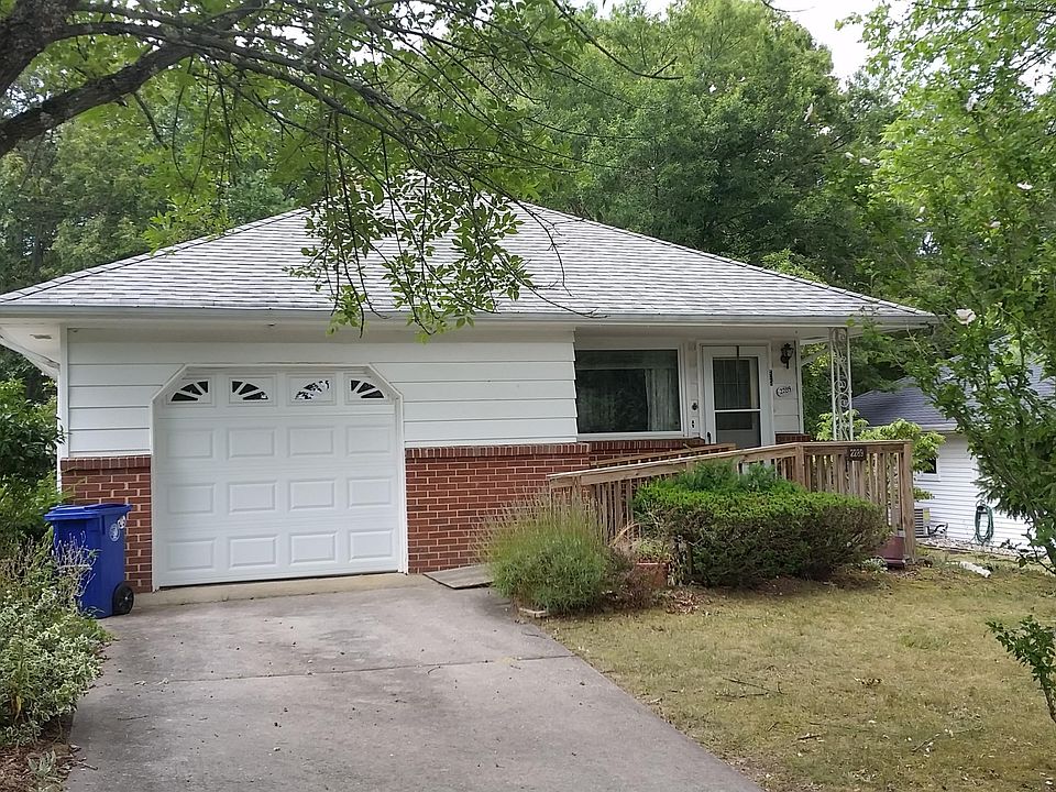 1st image of 2289 Mount Hope Ln