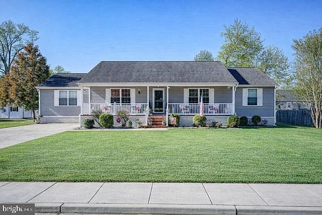 1st image of 121 Princeton Rd