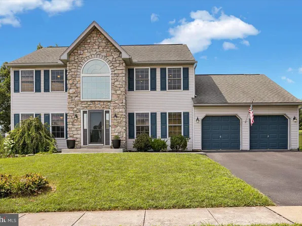 42 Nantucket Dr, Reading, PA 19605