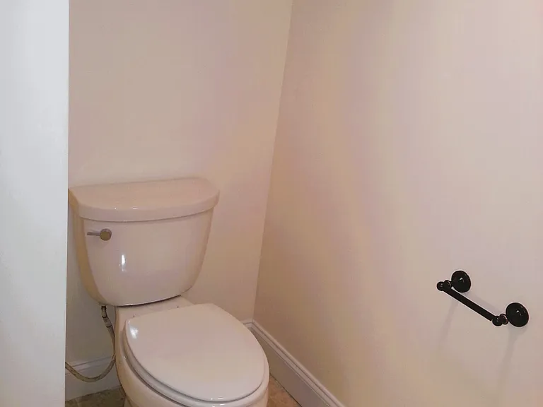 936 Hickman Rd #2 — Photo 12