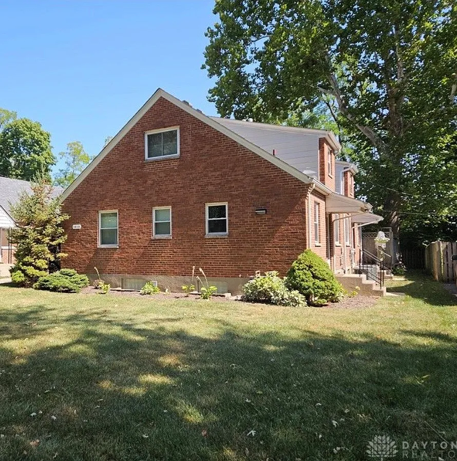 Building Photo - 1108 Acorn Dr