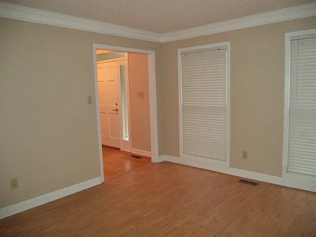 1517 Autumn Ridge Dr — Photo 7