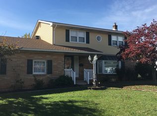 3240 S Ruch St, Whitehall, PA 18052