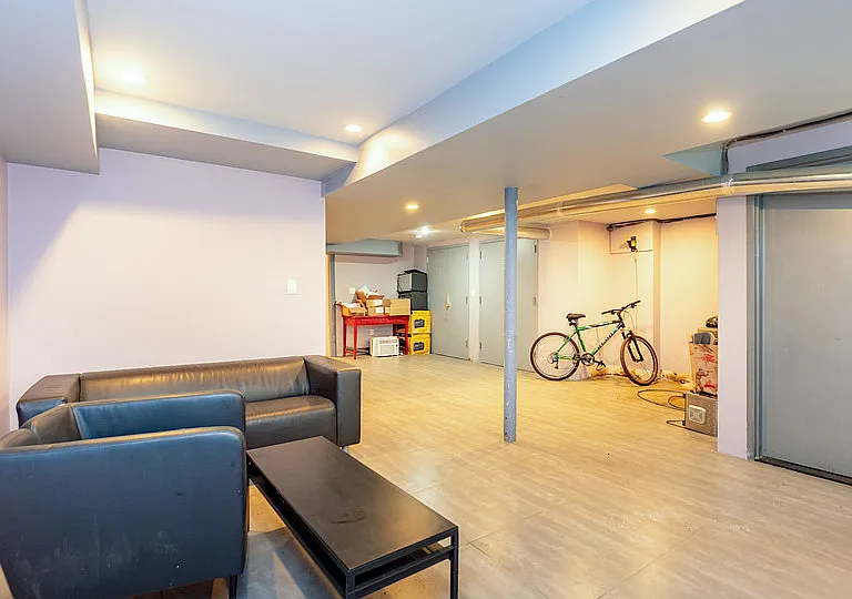 102 Rogers Ave #4 — Photo 27