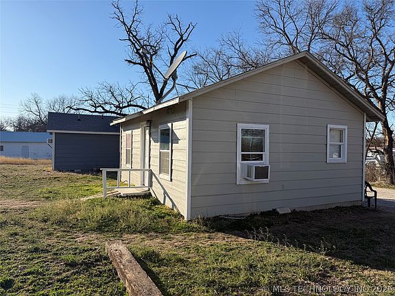 5th image of 598 2nd St