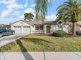 501 Waterford Cir W, Tarpon Springs, FL 34688