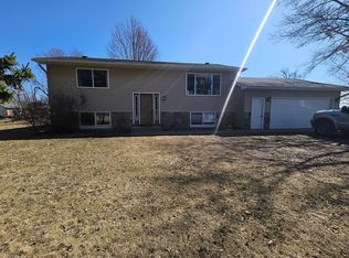 28349 Durant St NE, Isanti, MN 55040