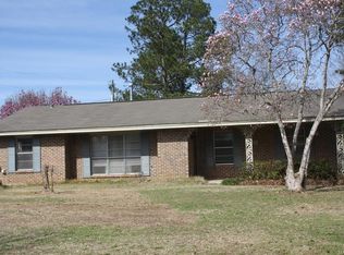 5191 Peachtree St, Millbrook, AL 36054