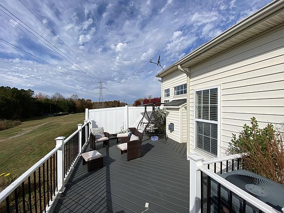 5th image of 137 S Arcadian Way #1