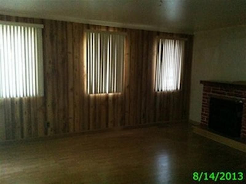 2nd image of 903 Barron Ave