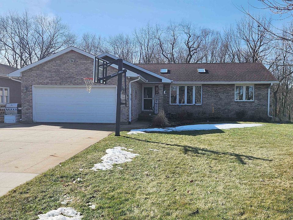 1st image of 8 John F Kennedy Rd