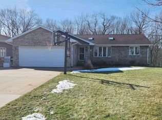 8 John F Kennedy Rd, East Dubuque, IL 61025