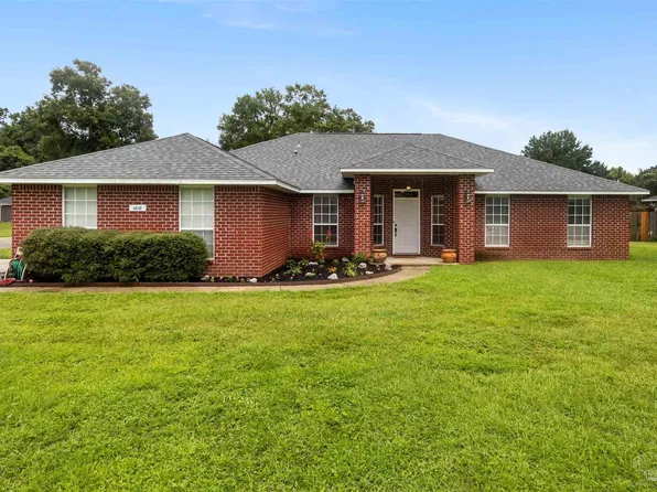 4818 Laurel Oak Dr, Pace, FL 32571