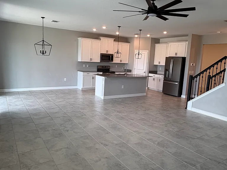 5037 Bessie Ct — Photo 53