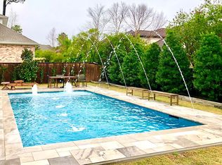 107 N Thatcher Bend Cir, Spring, TX 77389