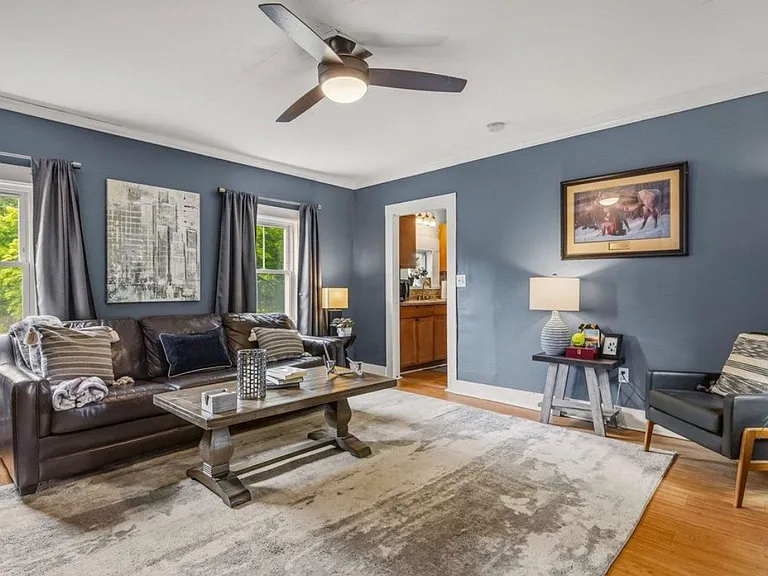 118 Court St #1 — Photo 10