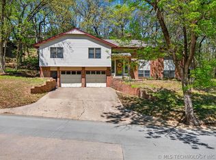 1419 SE Oakdale Dr, Bartlesville, OK 74006