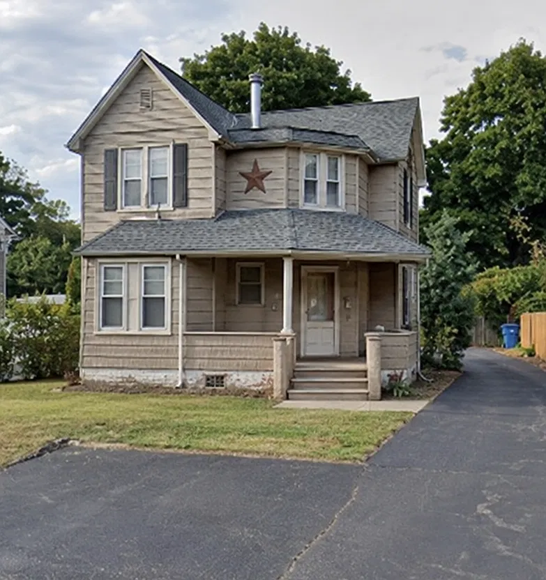 2 bed, 750 sqft, $2,700 — Photo 1