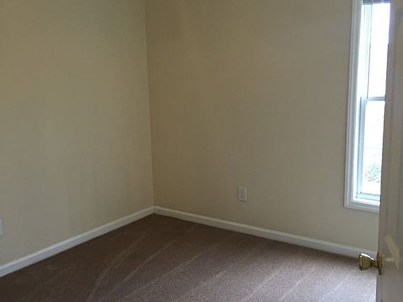 5th image of 815 Belvin Ave