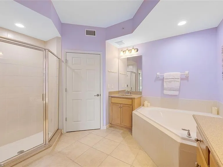 9525 Ironstone Ter #102 — Photo 15