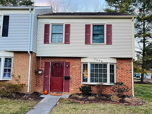 2800 Newton Ct Photo 1