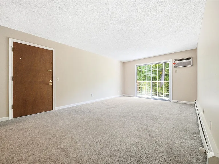 379 Huse Rd #27 — Photo 8