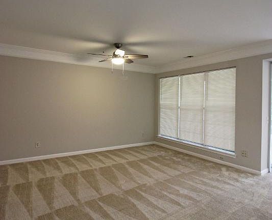 2nd image of 2812 Emma Lee St APT 101